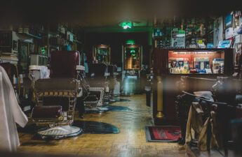 Role of Music in Creating a Relaxing Atmosphere at the Barber Shop